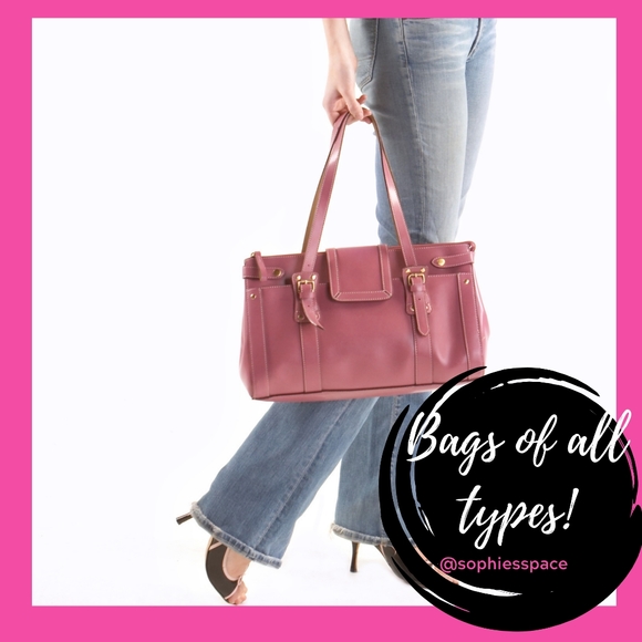 HANDBAGS AND PURSES SECTION - Picture 6 of 6